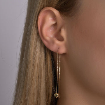 14K Real Gold Puffed Heart Threader Earrings, 14K Gold Threader Earrings, Gold Chain Earrings, Gold Heart Earrings, Heart Dangle Earrings, Dangle Drop Earrings, 14K Gold Earrings For Women, Long Gold Earrings, Minimalist Earrings, Dainty Gold Earrings, Delicate Earrings, Elegant Earrings, Simple Gold Earrings, Everyday Earrings.